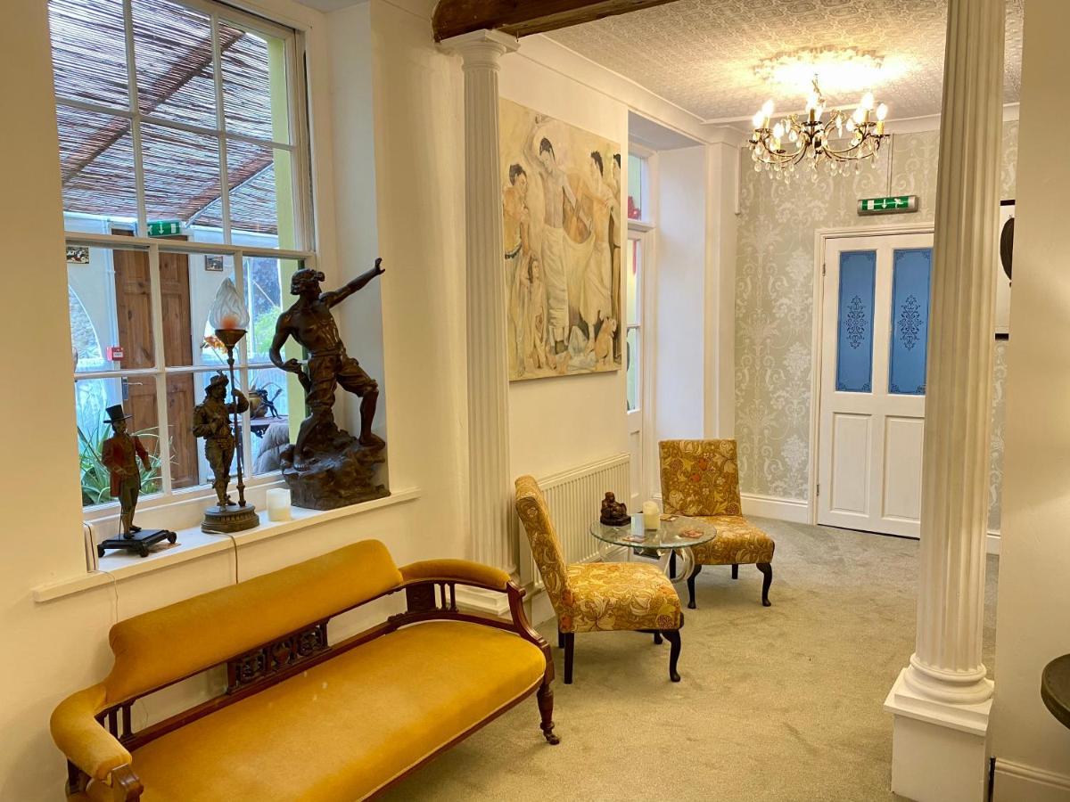 Lala Mundi Bed & Breakfast Brading Ngoại thất bức ảnh