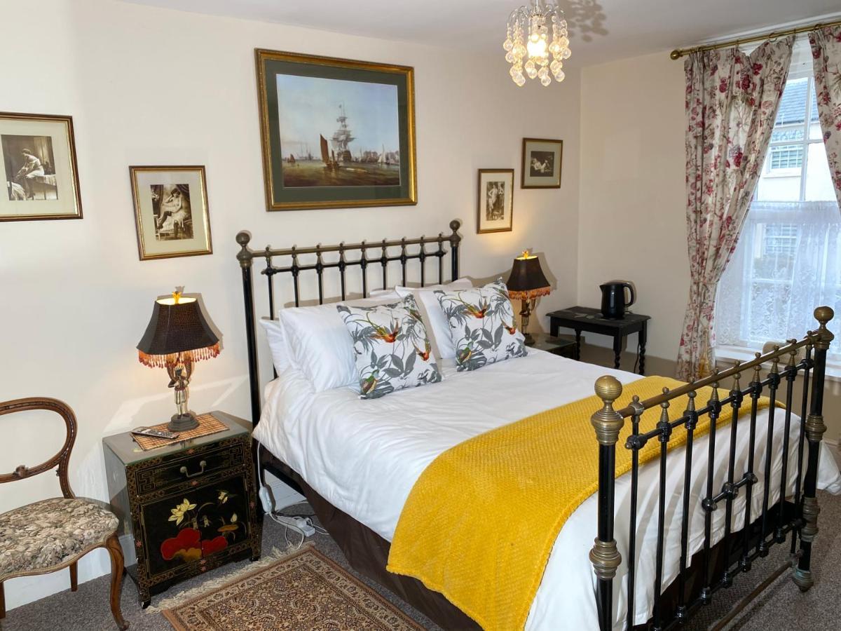 Lala Mundi Bed & Breakfast Brading Ngoại thất bức ảnh